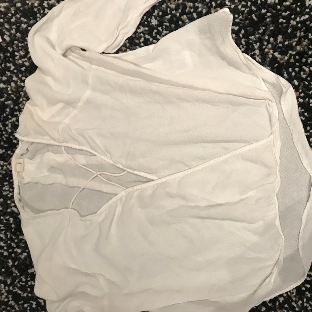 silence + noise large white top